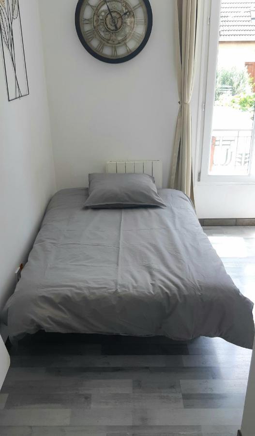 Ferienwohnung Warm Studio En Duplex Proche Paris Et Disney Neuilly-Plaisance Exterior foto